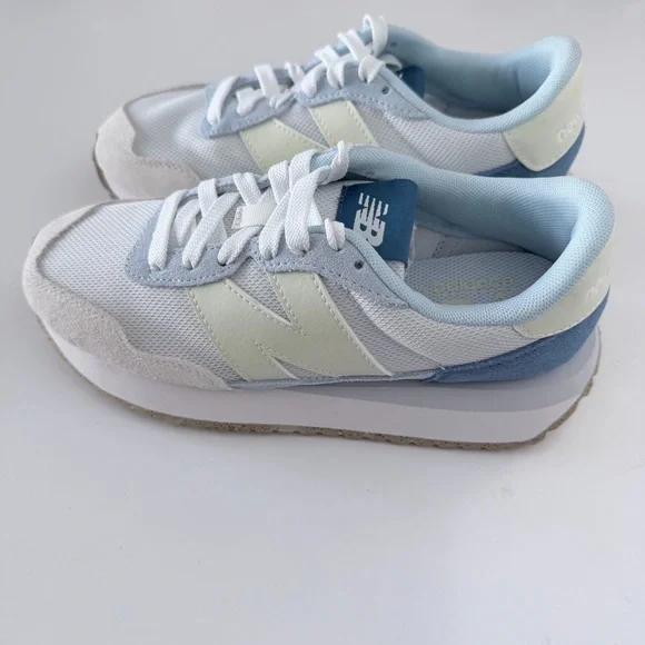NWOT New Balance Women's 237 Sneaker Size 6.5 - Picture 6 of 11